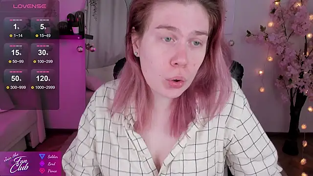 Snapshot of Nancy_Sun_ chatting on December 19, 11:07 am Nancy Sun online show from December 19, 11:07 am