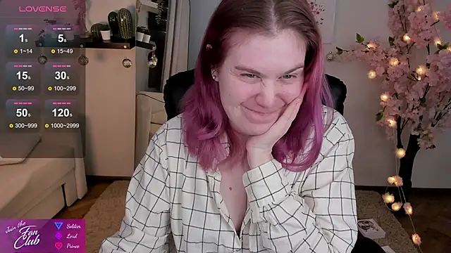 Snapshot of Nancy_Sun_ chatting on January 4, 11:33 am Nancy Sun online show from January 4, 11:33 am