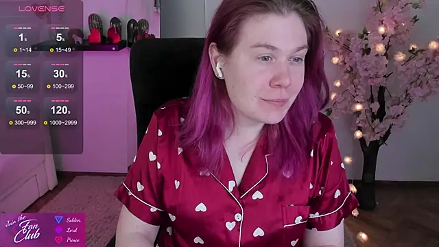 Snapshot of Nancy_Sun_ chatting on February 13, 12:43 pm Nancy Sun online show from February 13, 12:43 pm