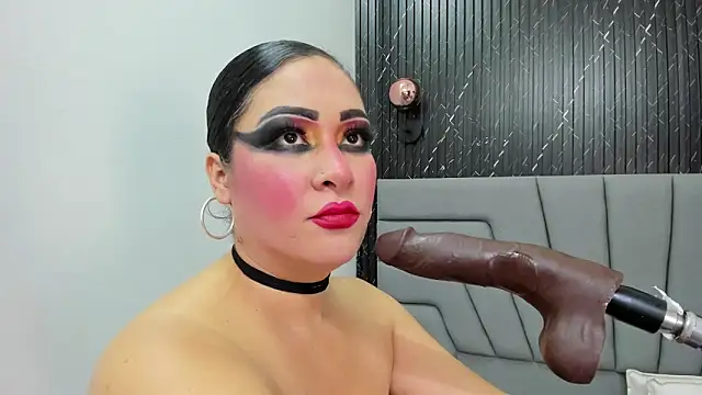 Snapshot of Angie_Will chatting on May 12, 10:07 pm Angie Will online show from May 12, 10:07 pm