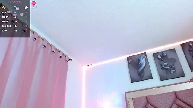 Snapshot of Angely_18 chatting on January 6, 10:58 pm Angely 18 online show from January 6, 10:58 pm