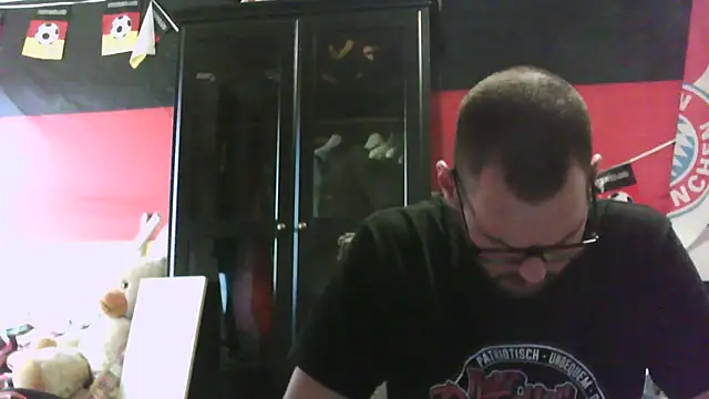 Die-geile-Sau online show from October 16, 12:28 pm