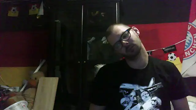 Die-geile-Sau online show from November 2, 5:48 pm