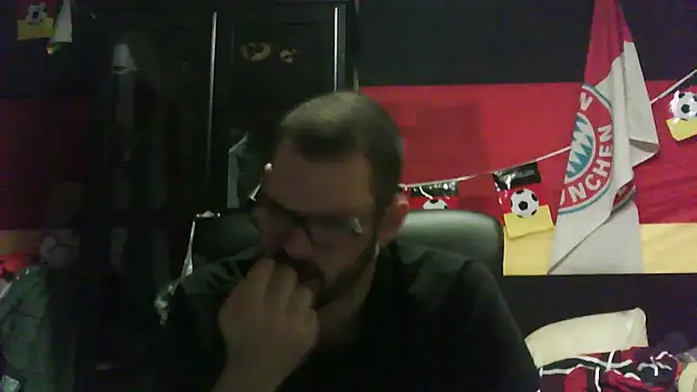 Die-geile-Sau online show from November 12, 9:36 pm