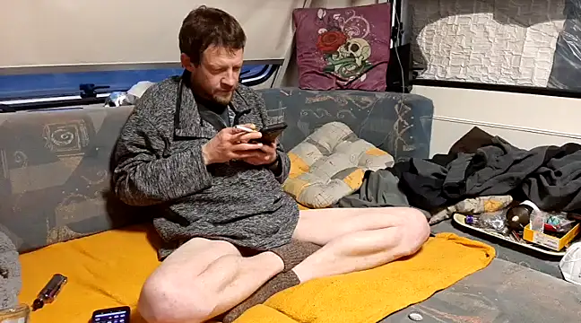 Snapshot of Ebinator666 chatting on December 31, 7:10 am Ebinator666 online show from December 31, 7:10 am