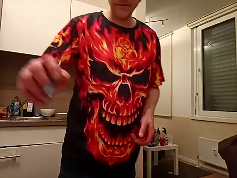 Snapshot of Ebinator666 chatting on February 26, 12:27 am Ebinator666 online show from February 26, 12:27 am