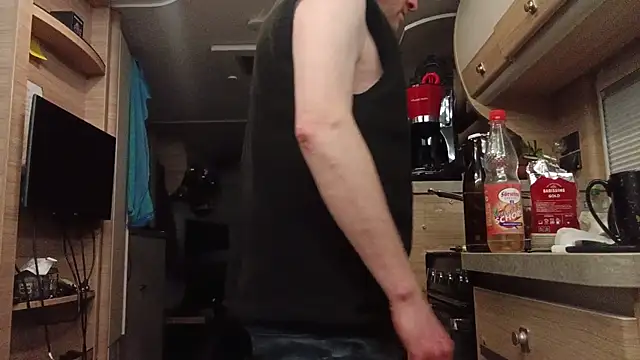 Snapshot of Ebinator666 chatting on November 30, 1:20 am Ebinator666 online show from November 30, 1:20 am