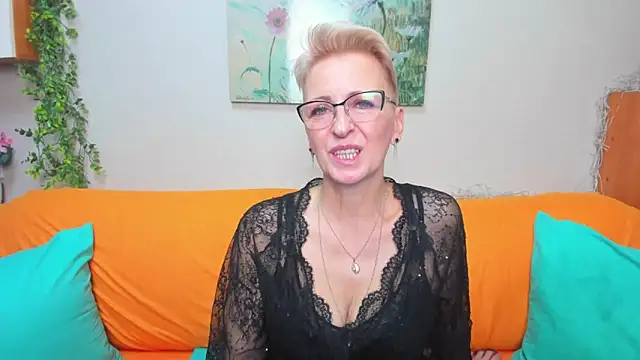 iamyourdream89 online show from December 23, 10:57 am