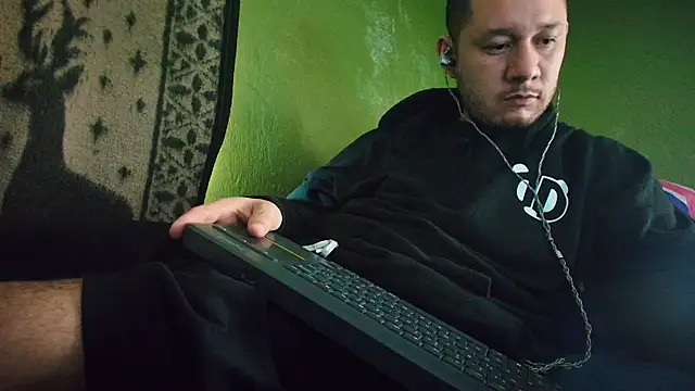 Snapshot of sweet_cock28 chatting on February 2, 2:56 pm sweet cock28 online show from February 2, 2:56 pm
