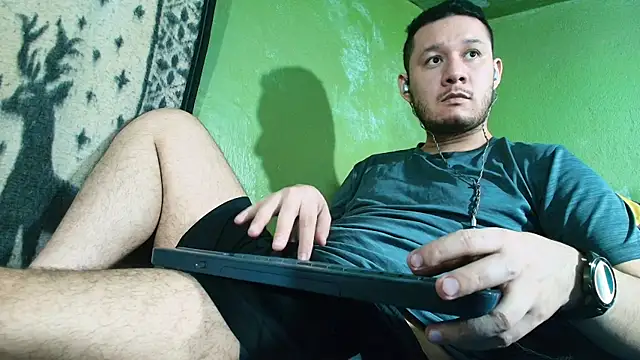 Snapshot of sweet_cock28 chatting on February 2, 6:20 pm sweet cock28 online show from February 2, 6:20 pm