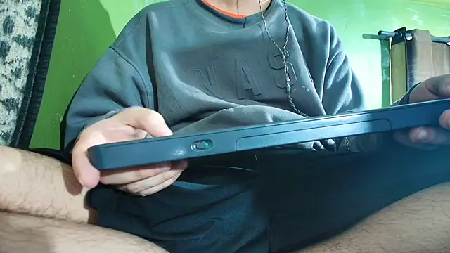 Snapshot of sweet_cock28 chatting on February 21, 6:48 pm sweet cock28 online show from February 21, 6:48 pm