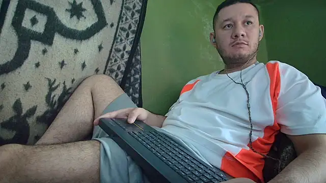 Snapshot of sweet_cock28 chatting on October 8, 4:04 pm sweet cock28 online show from October 8, 4:04 pm