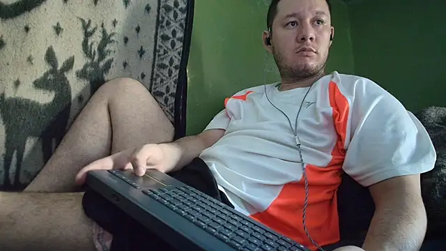 Snapshot of sweet_cock28 chatting on April 26, 2:04 pm sweet cock28 online show from April 26, 2:04 pm