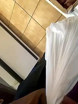 Snapshot of Thepanthera chatting on September 10, 9:53 am Thepanthera online show from September 10, 9:53 am