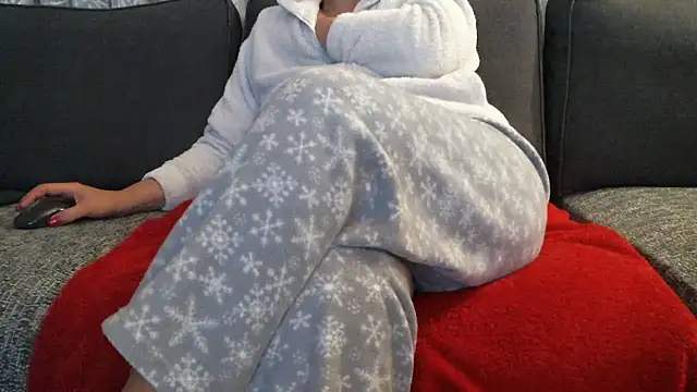 mysteriouscouple001 online show from March 29, 9:04 pm