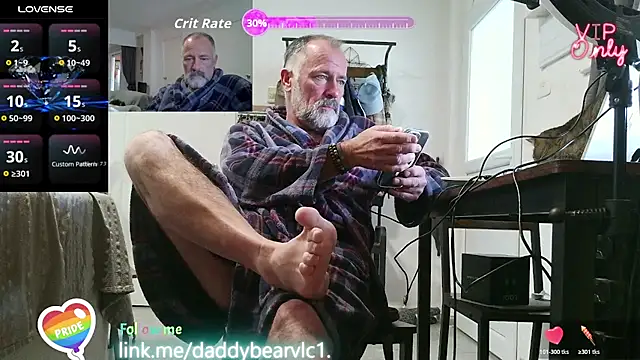 DaddybearVLC online show from February 4, 2:01 pm