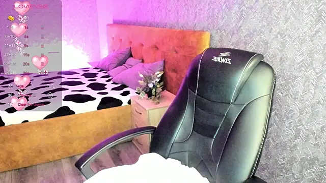 Pink diablo online show from January 28, 2:32 am