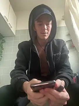 Toyjungee online show from January 13, 1:49 pm