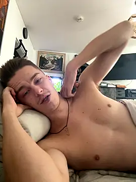 Toyjungee online show from September 12, 1:33 pm