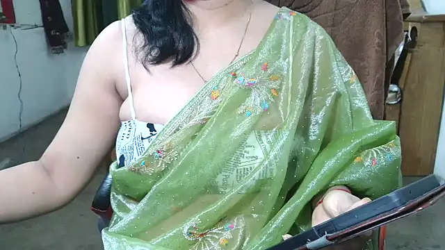 Snapshot of Cute_Mahi22 chatting on January 19, 7:01 am Cute Mahi22 online show from January 19, 7:01 am