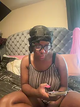 Snapshot of TrueeFantasee chatting on November 23, 4:40 pm TrueeFantasee online show from November 23, 4:40 pm