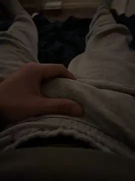 Snapshot of Nando chatting on February 11, 12:04 am Nando online show from February 11, 12:04 am