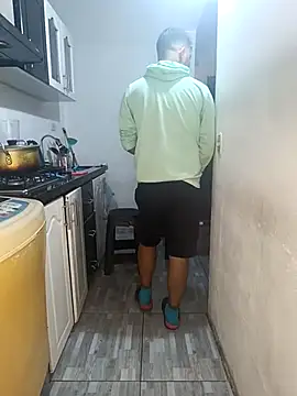 catire2323 online show from November 16, 8:03 pm