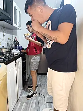 catire2323 online show from March 14, 1:55 am