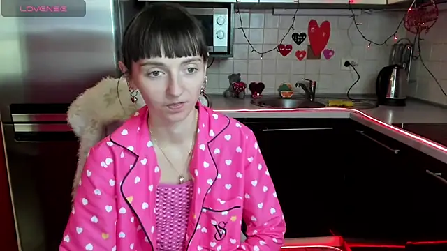 TayanaJons online show from February 13, 10:55 am