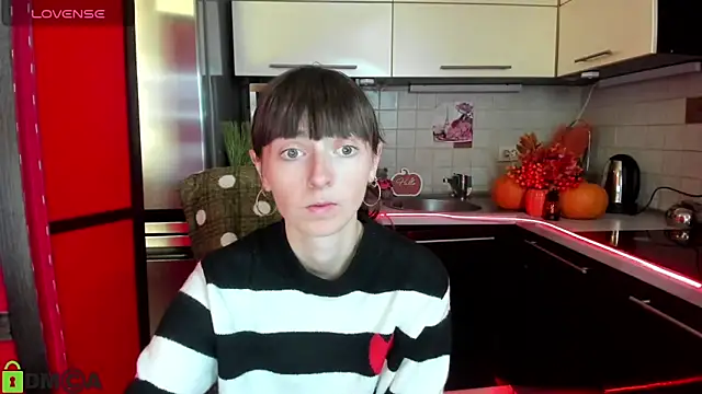 TayanaJons online show from October 11, 6:56 am