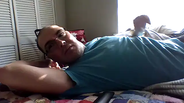 Snapshot of zman237 chatting on March 17, 1:18 pm zman237 online show from March 17, 1:18 pm