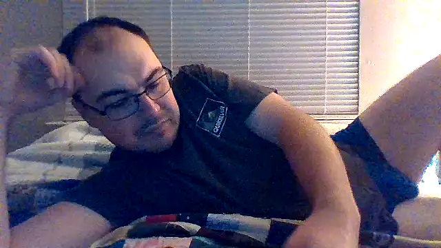 Snapshot of zman237 chatting on March 20, 3:45 am zman237 online show from March 20, 3:45 am