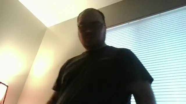 Snapshot of zman237 chatting on March 3, 11:32 pm zman237 online show from March 3, 11:32 pm