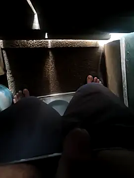 Snapshot of shubham7271 chatting on December 18, 6:08 am shubham7271 online show from December 18, 6:08 am