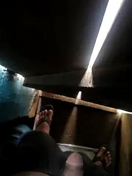 Snapshot of shubham7271 chatting on December 20, 6:09 am shubham7271 online show from December 20, 6:09 am