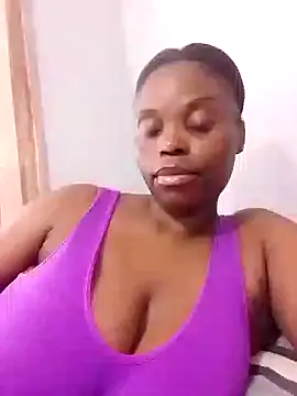 Snapshot of BustyWendy chatting on November 19, 7:30 am BustyWendy online show from November 19, 7:30 am