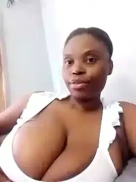 Snapshot of BustyWendy chatting on December 5, 6:33 am BustyWendy online show from December 5, 6:33 am