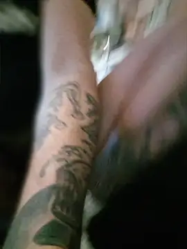 Snapshot of SmallDick___ chatting on April 30, 7:04 am SmallDick online show from April 30, 7:04 am