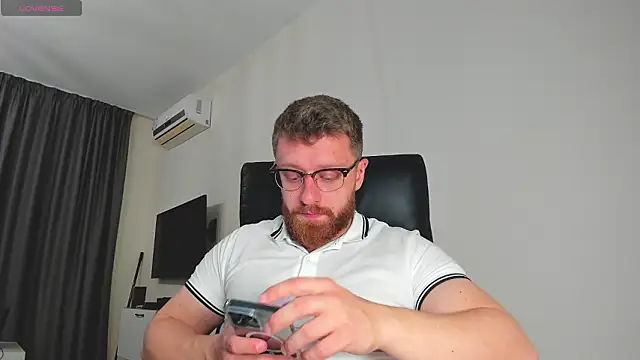 Findom guy online show from March 13, 8:43 am