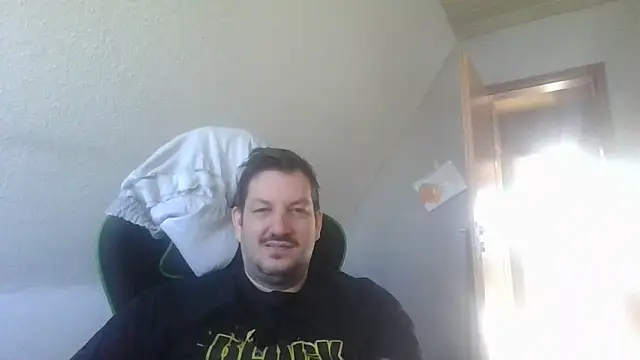 Golffahrer1982 online show from April 2, 8:01 am