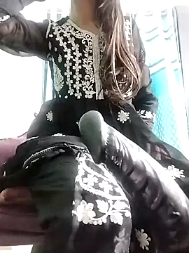 Noor Darliing online show from January 7, 9:25 pm