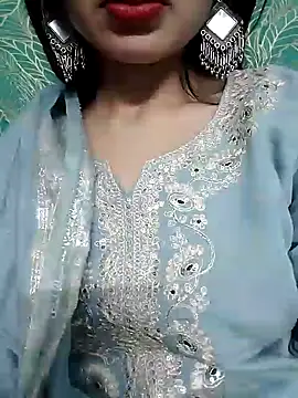 Noor Darliing online show from January 18, 8:40 pm