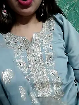 Noor Darliing online show from February 26, 9:27 pm