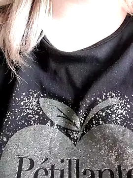 D Marinna online show from February 22, 7:51 am