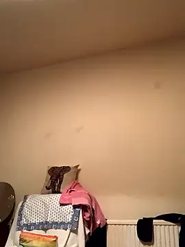 Sissynipple69 online show from March 23, 3:21 am