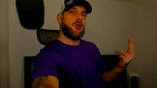 Snapshot of LexXHardy chatting on January 26, 3:25 pm LexXHardy online show from January 26, 3:25 pm