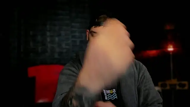 Snapshot of LexXHardy chatting on January 28, 10:34 pm LexXHardy online show from January 28, 10:34 pm