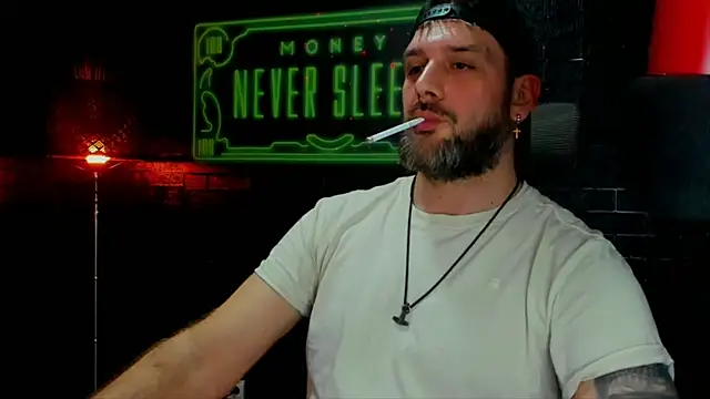 Snapshot of LexXHardy chatting on February 2, 4:32 pm LexXHardy online show from February 2, 4:32 pm