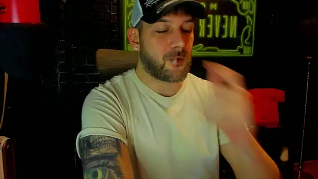 Snapshot of LexXHardy chatting on February 14, 6:29 pm LexXHardy online show from February 14, 6:29 pm