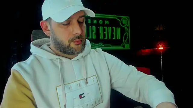 Snapshot of LexXHardy chatting on February 16, 2:54 pm LexXHardy online show from February 16, 2:54 pm